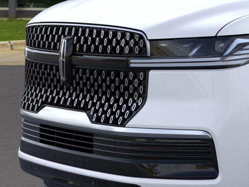 new 2025 Lincoln Navigator car, priced at $99,723