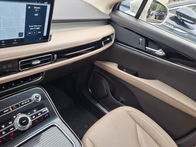 used 2022 Lincoln Nautilus car, priced at $31,100