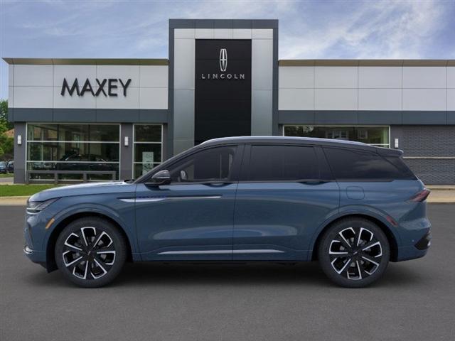 new 2024 Lincoln Nautilus car, priced at $58,747