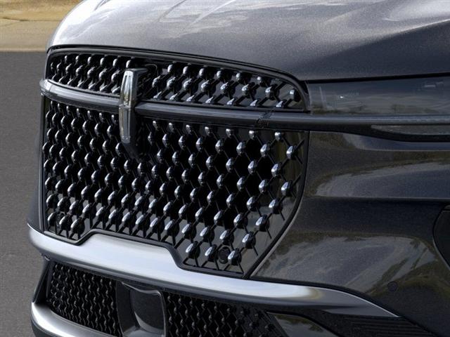 new 2025 Lincoln Nautilus car, priced at $54,583