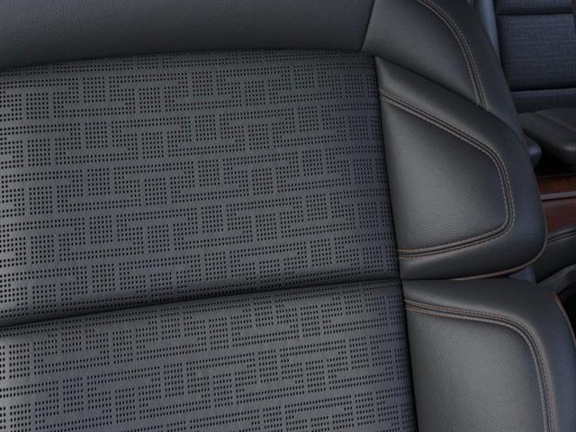 new 2025 Lincoln Navigator car, priced at $108,463