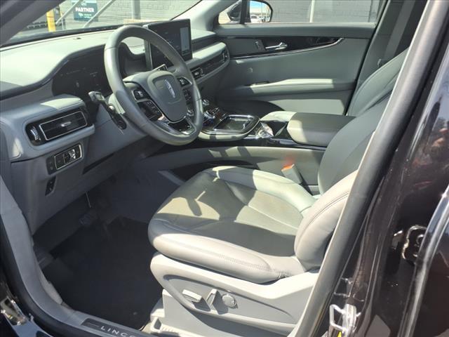 used 2022 Lincoln Nautilus car, priced at $33,599