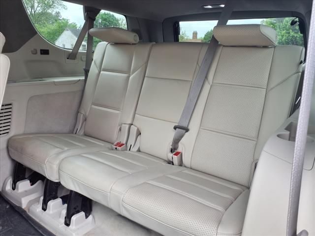 used 2022 Cadillac Escalade ESV car, priced at $75,476