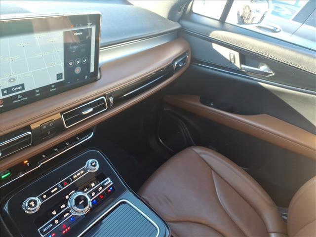 used 2022 Lincoln Nautilus car, priced at $33,995