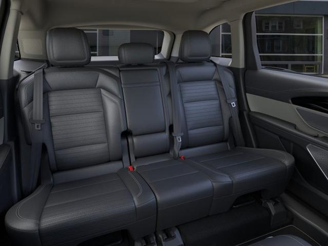 new 2025 Lincoln Nautilus car, priced at $63,059