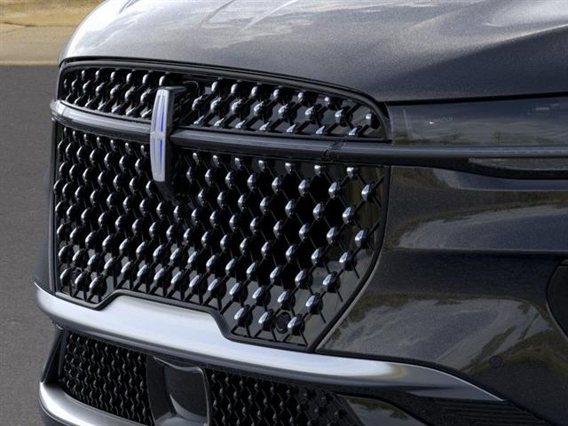 new 2025 Lincoln Nautilus car, priced at $63,059