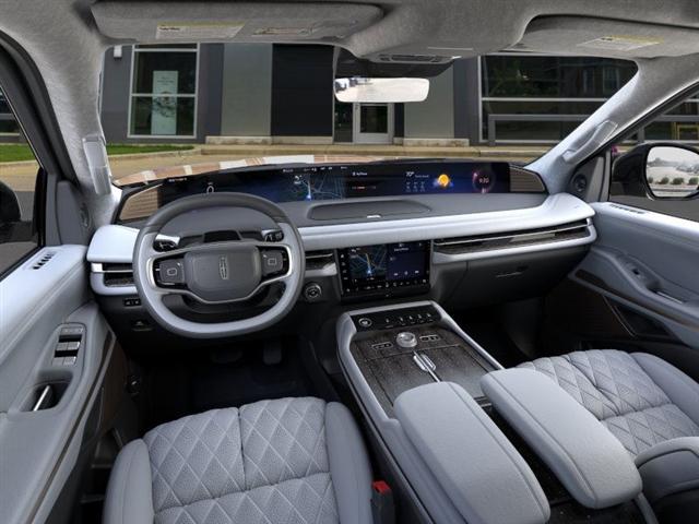 new 2025 Lincoln Navigator L car, priced at $115,350