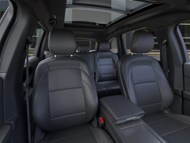 new 2025 Lincoln Nautilus car, priced at $56,981