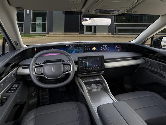 new 2025 Lincoln Nautilus car, priced at $54,668
