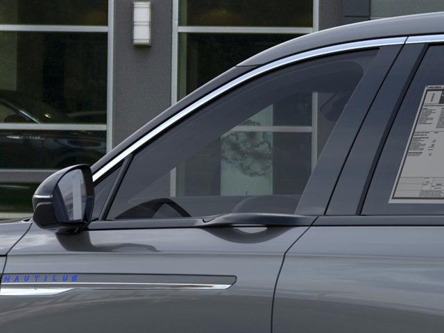 new 2025 Lincoln Nautilus car, priced at $55,572