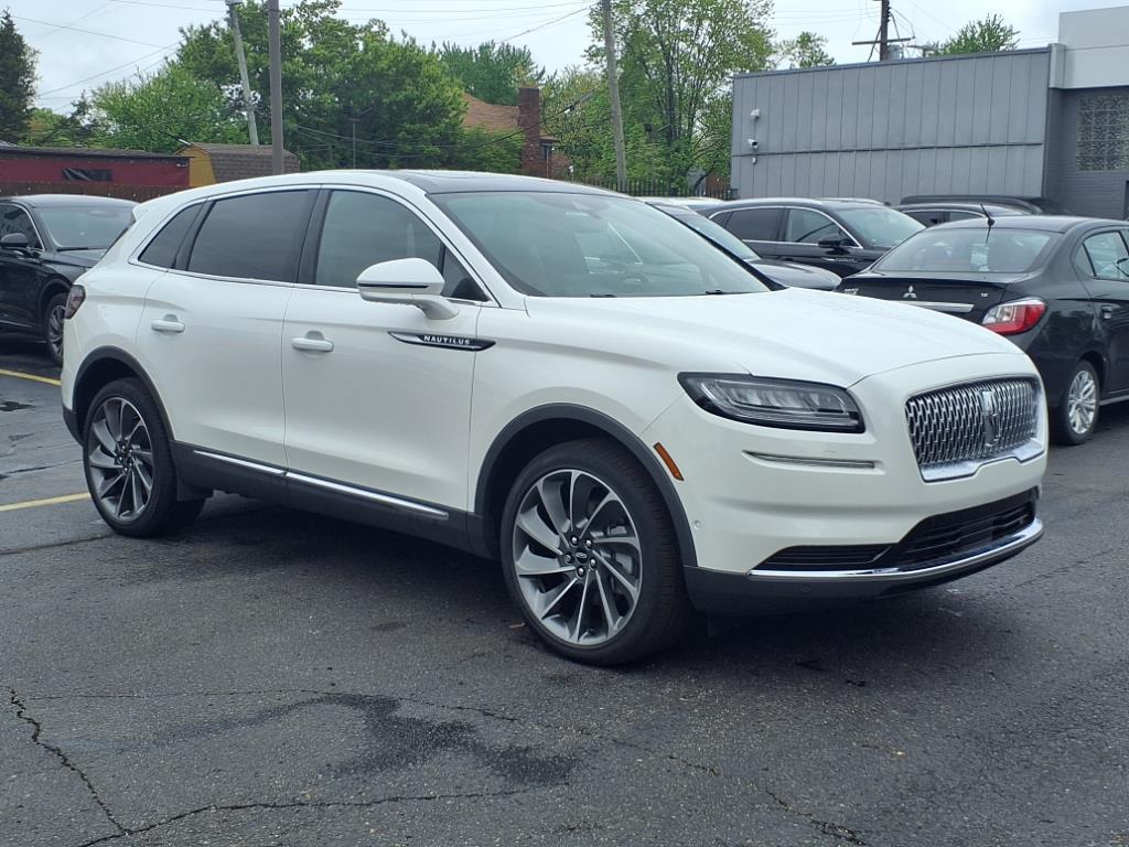 used 2022 Lincoln Nautilus car, priced at $40,995