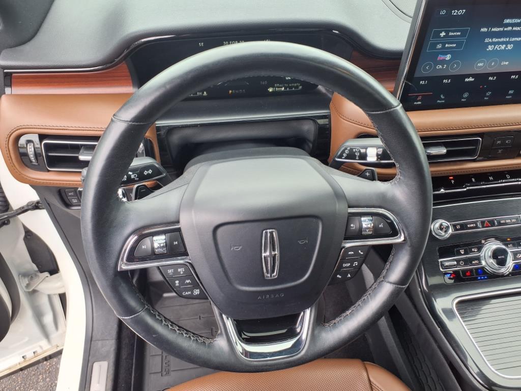used 2022 Lincoln Nautilus car, priced at $40,995