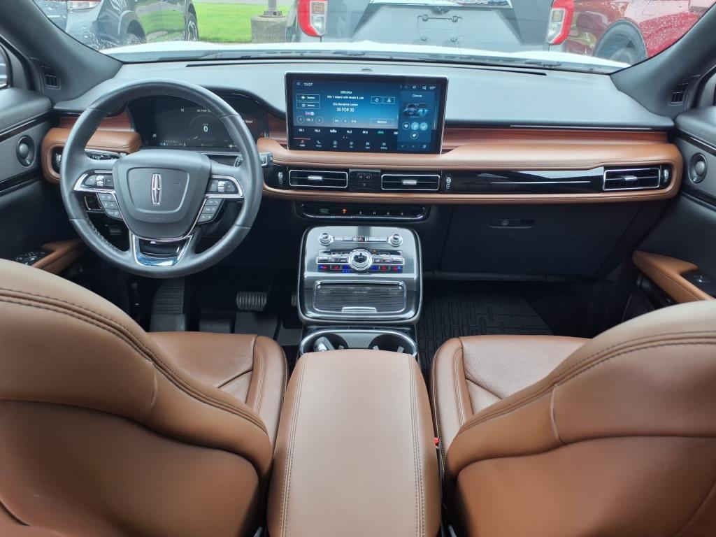 used 2022 Lincoln Nautilus car, priced at $40,995