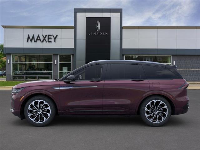 new 2025 Lincoln Nautilus car, priced at $59,552