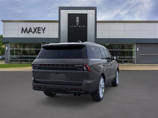 new 2025 Lincoln Navigator car, priced at $96,379
