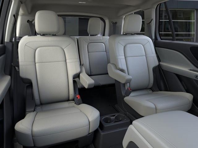 new 2025 Lincoln Aviator car, priced at $65,372