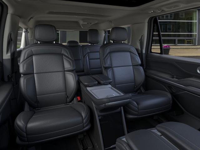new 2025 Lincoln Navigator L car, priced at $102,610