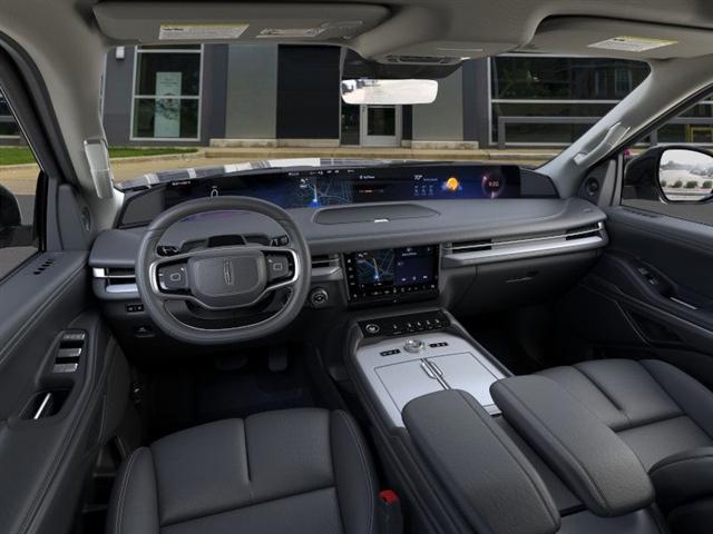 new 2025 Lincoln Navigator L car, priced at $102,610