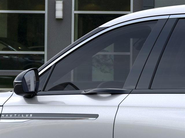 new 2025 Lincoln Nautilus car, priced at $50,119