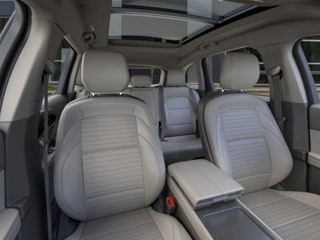 new 2025 Lincoln Nautilus car, priced at $62,401
