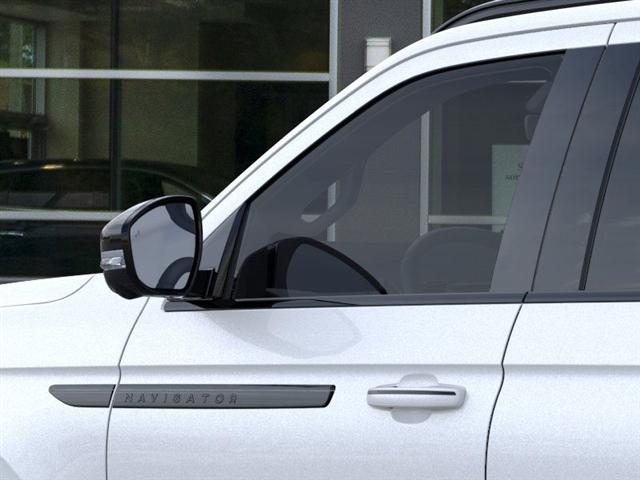 new 2025 Lincoln Navigator L car, priced at $100,220