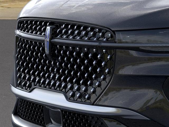 new 2025 Lincoln Nautilus car, priced at $55,113