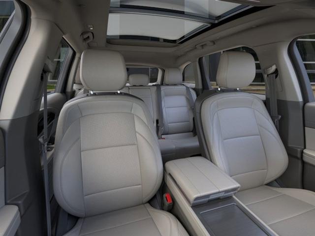 new 2025 Lincoln Nautilus car, priced at $55,113