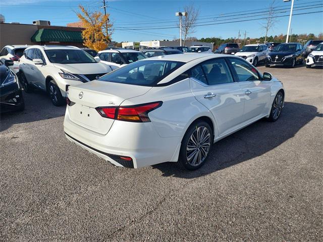 new 2024 Nissan Altima car, priced at $35,135