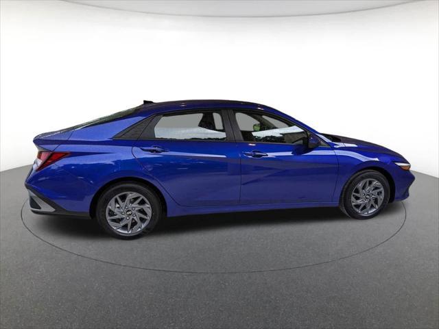 new 2024 Hyundai Elantra car, priced at $23,945