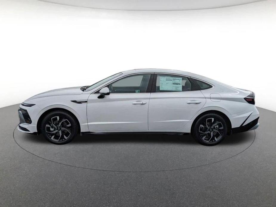 new 2024 Hyundai Sonata car, priced at $29,660