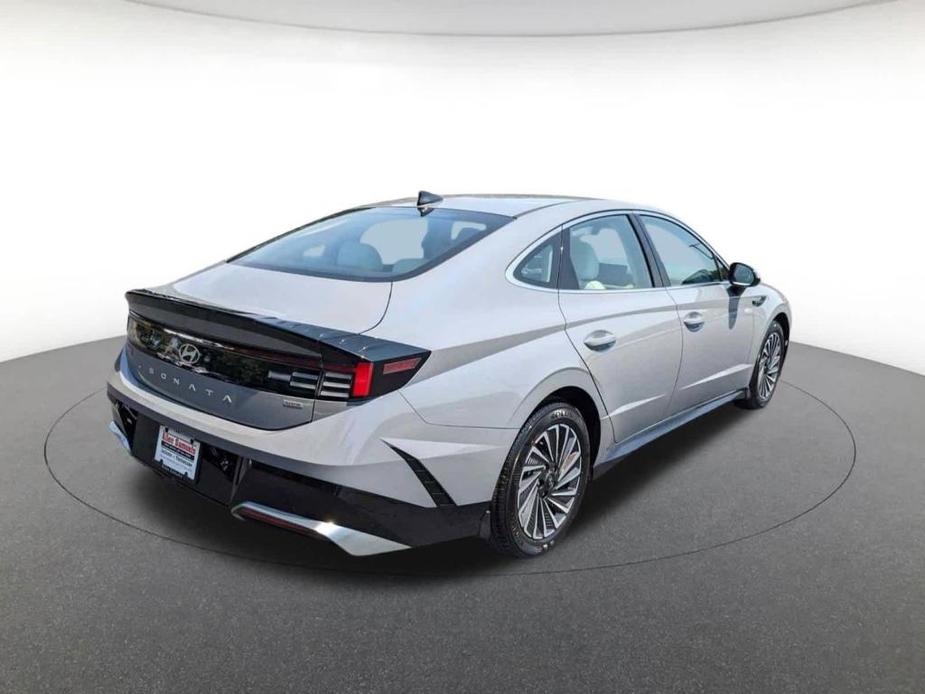 new 2024 Hyundai Sonata Hybrid car, priced at $32,490