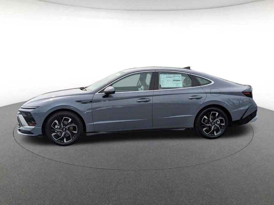 new 2024 Hyundai Sonata car, priced at $26,912