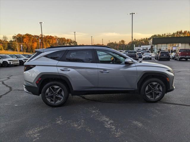 new 2025 Hyundai Tucson Hybrid car, priced at $36,967