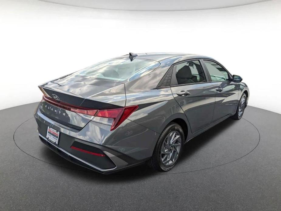 new 2024 Hyundai Elantra car, priced at $25,290