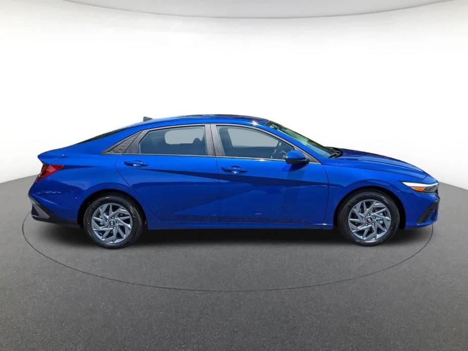 new 2024 Hyundai Elantra car, priced at $25,310