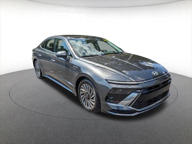 new 2024 Hyundai Sonata Hybrid car, priced at $38,895