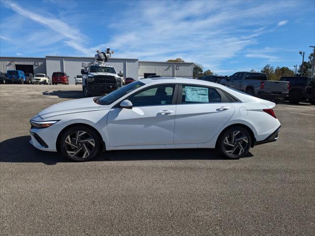 new 2025 Hyundai Elantra car, priced at $26,779