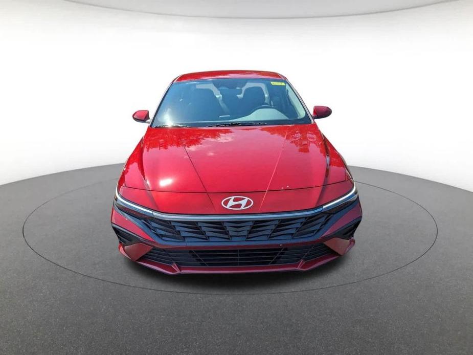 new 2024 Hyundai Elantra car, priced at $23,682