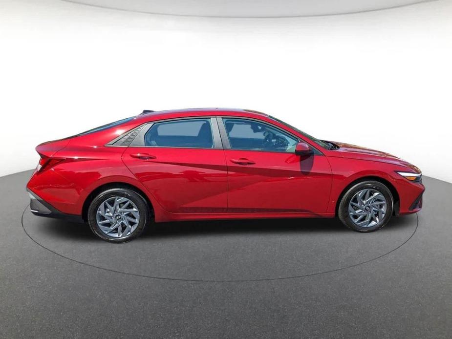 new 2024 Hyundai Elantra car, priced at $23,682