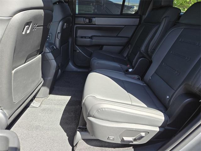 new 2025 Hyundai SANTA FE HEV car, priced at $46,265