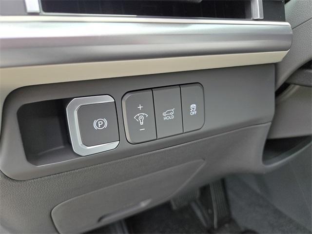 new 2025 Hyundai Santa Fe car, priced at $38,905