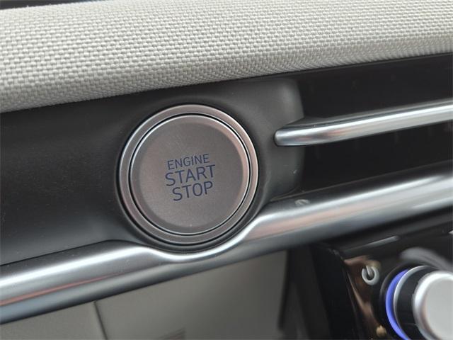 new 2025 Hyundai TUCSON Hybrid car, priced at $40,805