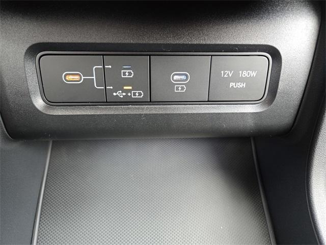 new 2025 Hyundai TUCSON Hybrid car, priced at $37,030