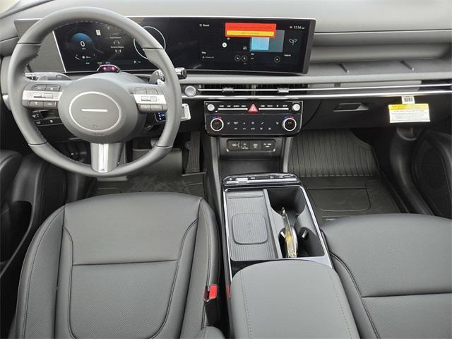 new 2025 Hyundai TUCSON Hybrid car, priced at $37,030