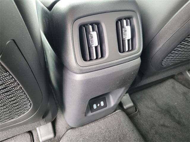 new 2025 Hyundai TUCSON Hybrid car, priced at $38,560