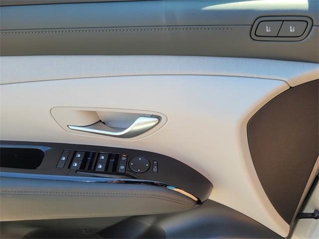 new 2025 Hyundai TUCSON Hybrid car, priced at $40,895