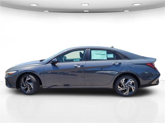 new 2025 Hyundai Elantra car, priced at $22,500