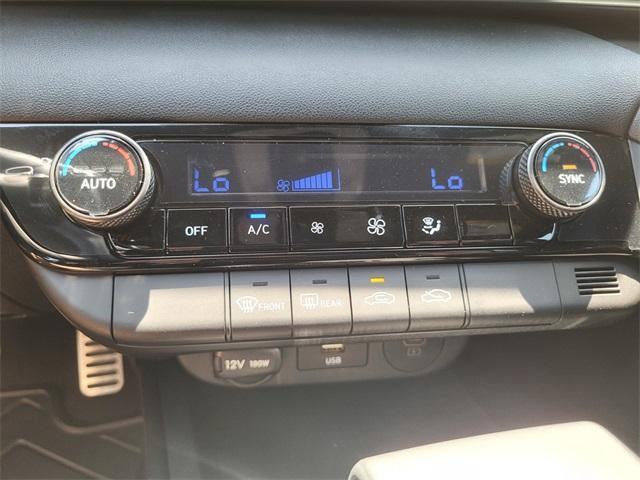 new 2025 Hyundai Elantra car, priced at $22,500