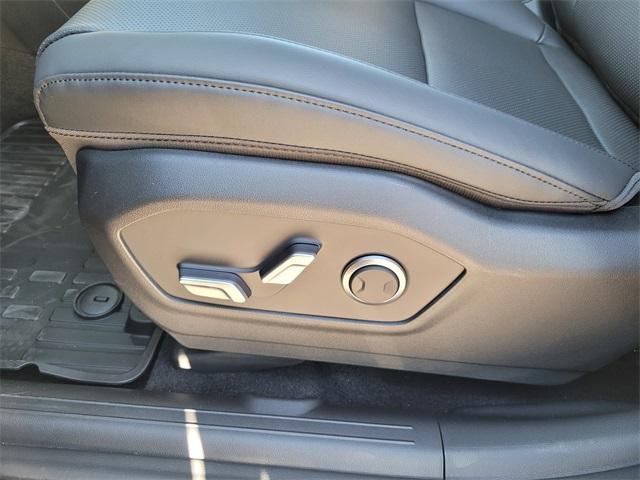 new 2026 Hyundai SANTA FE HEV car