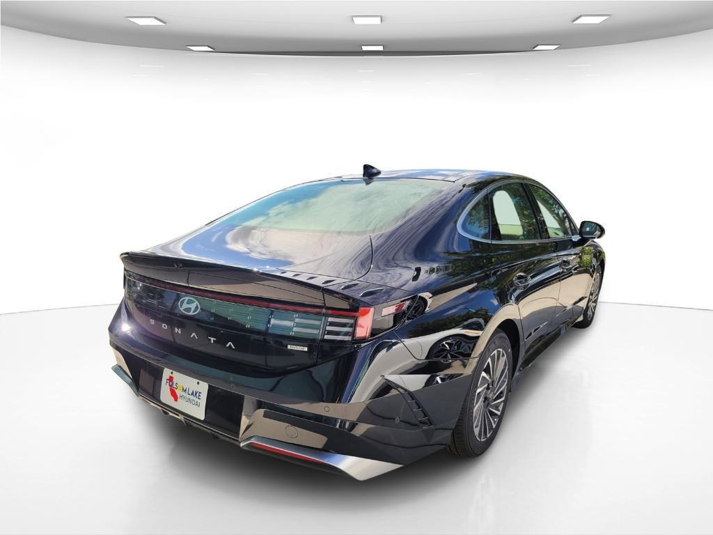 new 2025 Hyundai Sonata Hybrid car, priced at $36,875